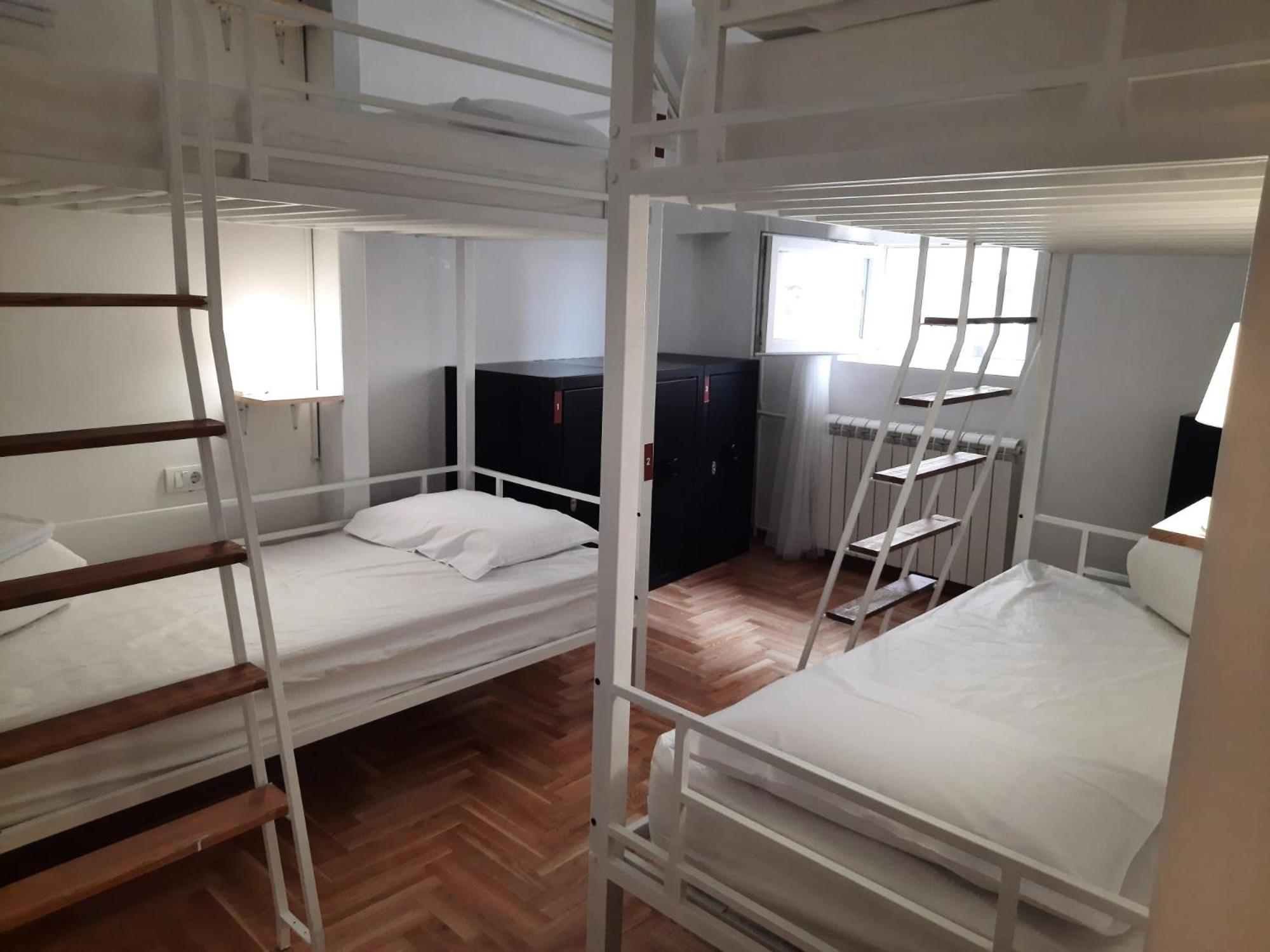 New Generation Hostel Como Lake מראה חיצוני תמונה
